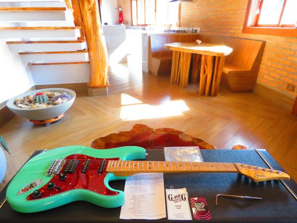 Suhr Classic S Limited Edition Namm Paulownia 2022