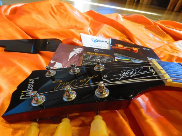 Gibson Slash Vermillion Burst 2020