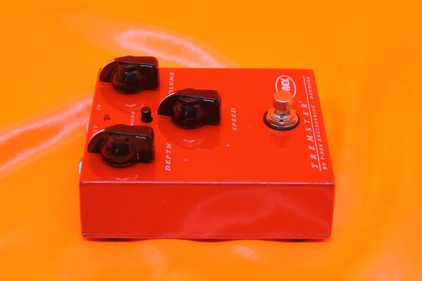 T-rex Tremster Tremolo