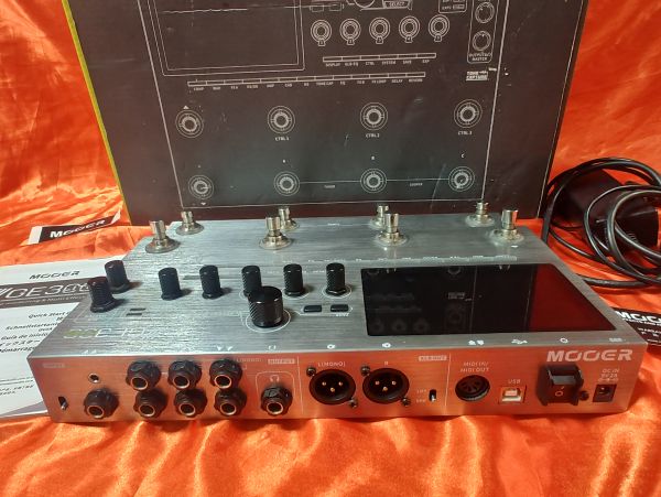 Mooer Ge300 Lite Amp Modelling Multi Effects Processor