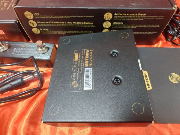 Hotone Ampero Mini Multi Effects - Acompanha Ampero Switch
