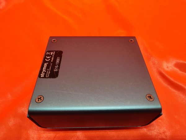Strymon Bluesky V1 Reverberator