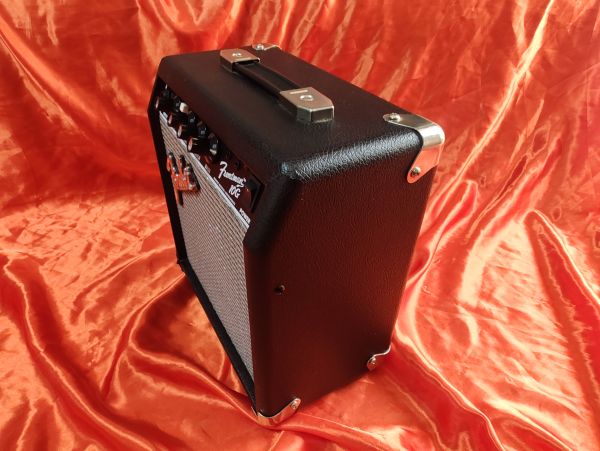 Amplificador Fender Frontman 10g 10w 6 Polegadas 110v