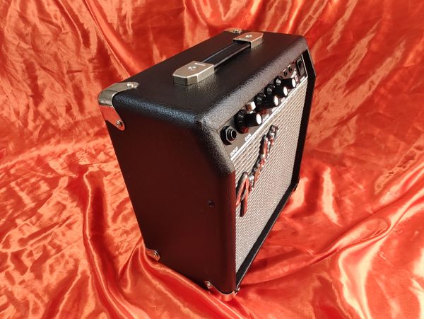 Amplificador Fender Frontman 10g 10w 6 Polegadas 110v